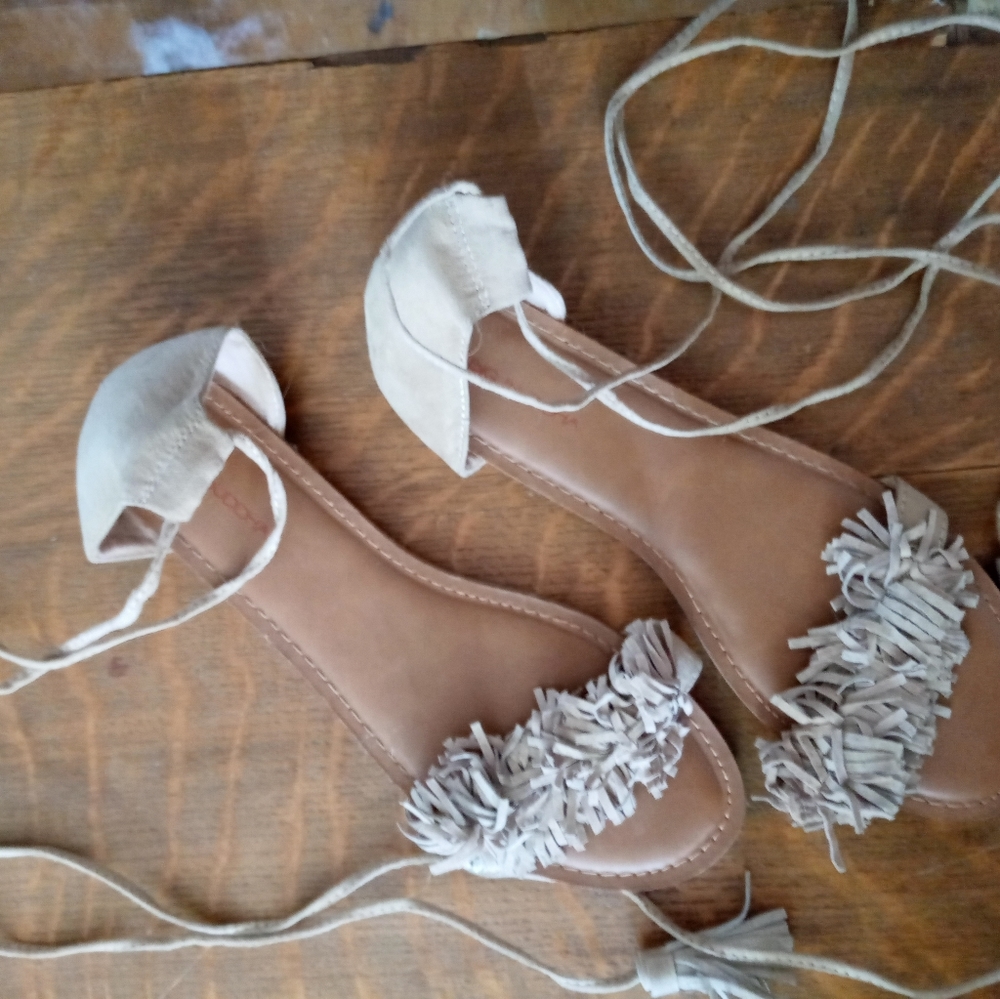 Big Buddha sandals - size 9